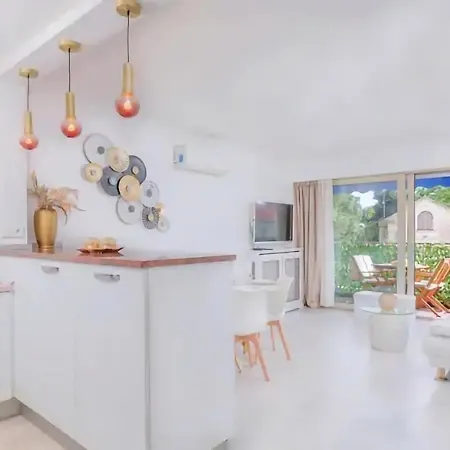 Le Concorde - Appt Avec Terrasse Lägenhet *